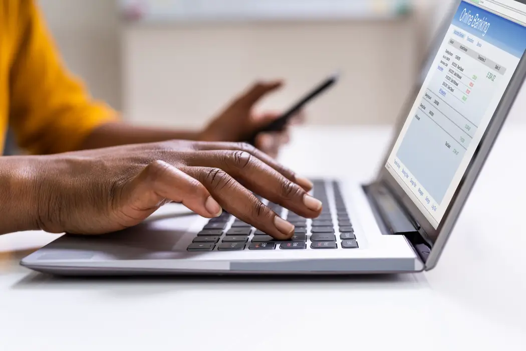 Qu’est-ce qu’un agrégateur de comptes bancaires ?