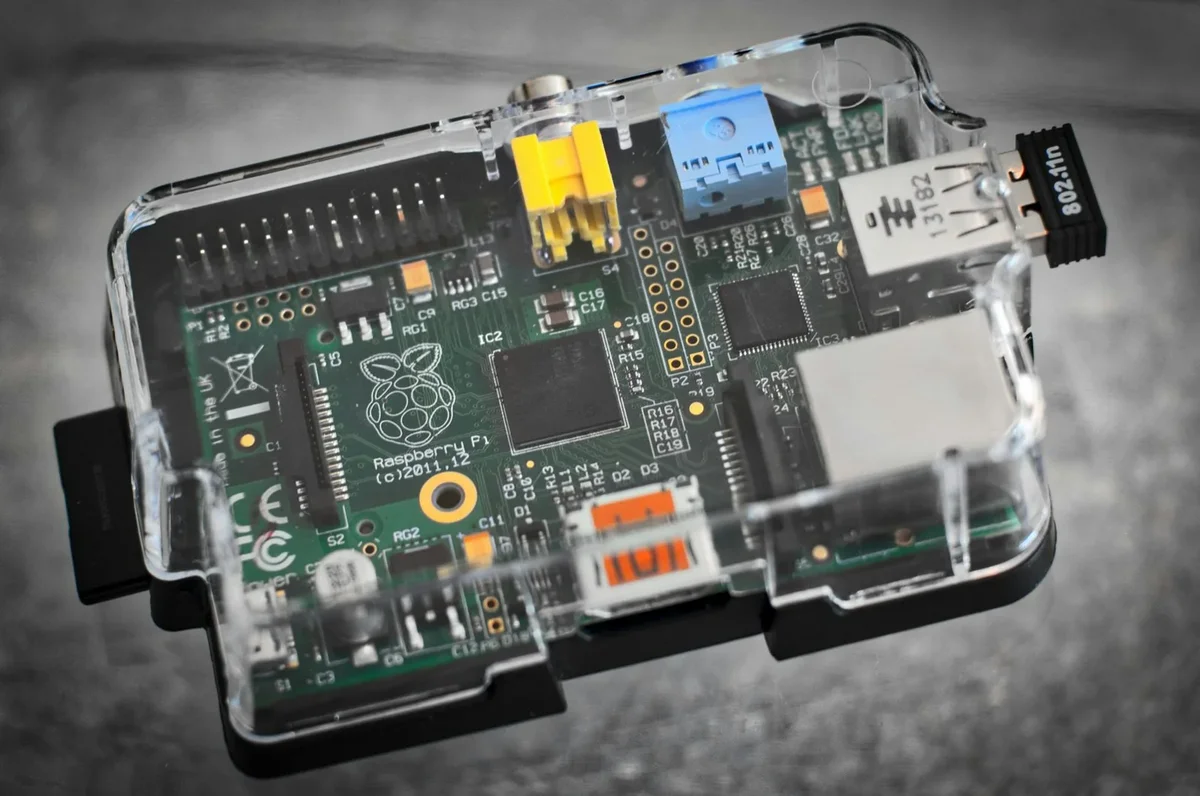 Comparaison de NAS Raspberry Pi, Synology et mini-PC pour le stockage de données