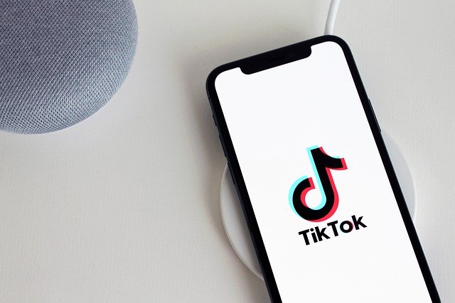 Comment télécharger une vidéo sur TikTok – Guide complet